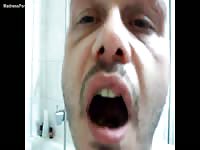 Middle-aged dude braves scat tasting for the first time while live
