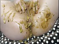 Messy masturbation movie captured at home features teen rookie playing with fresh scat